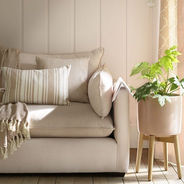 Cómo limpiar la tapicería la mejor manera de limpiar un sofá o sillón de tela, incluido el uso de vinagre
